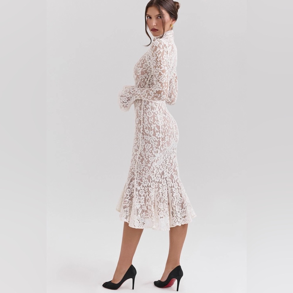 HOUSE OF CB 'Sophia' Vintage Ivory Lace Fitted Midi Dress NWOT - Picture 5 of 8